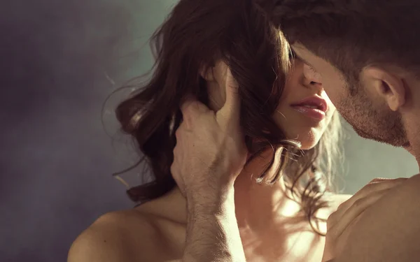 Sexothérapeute et Hypnothérapeute à Toulouse comment raviver le désir dans le couple?